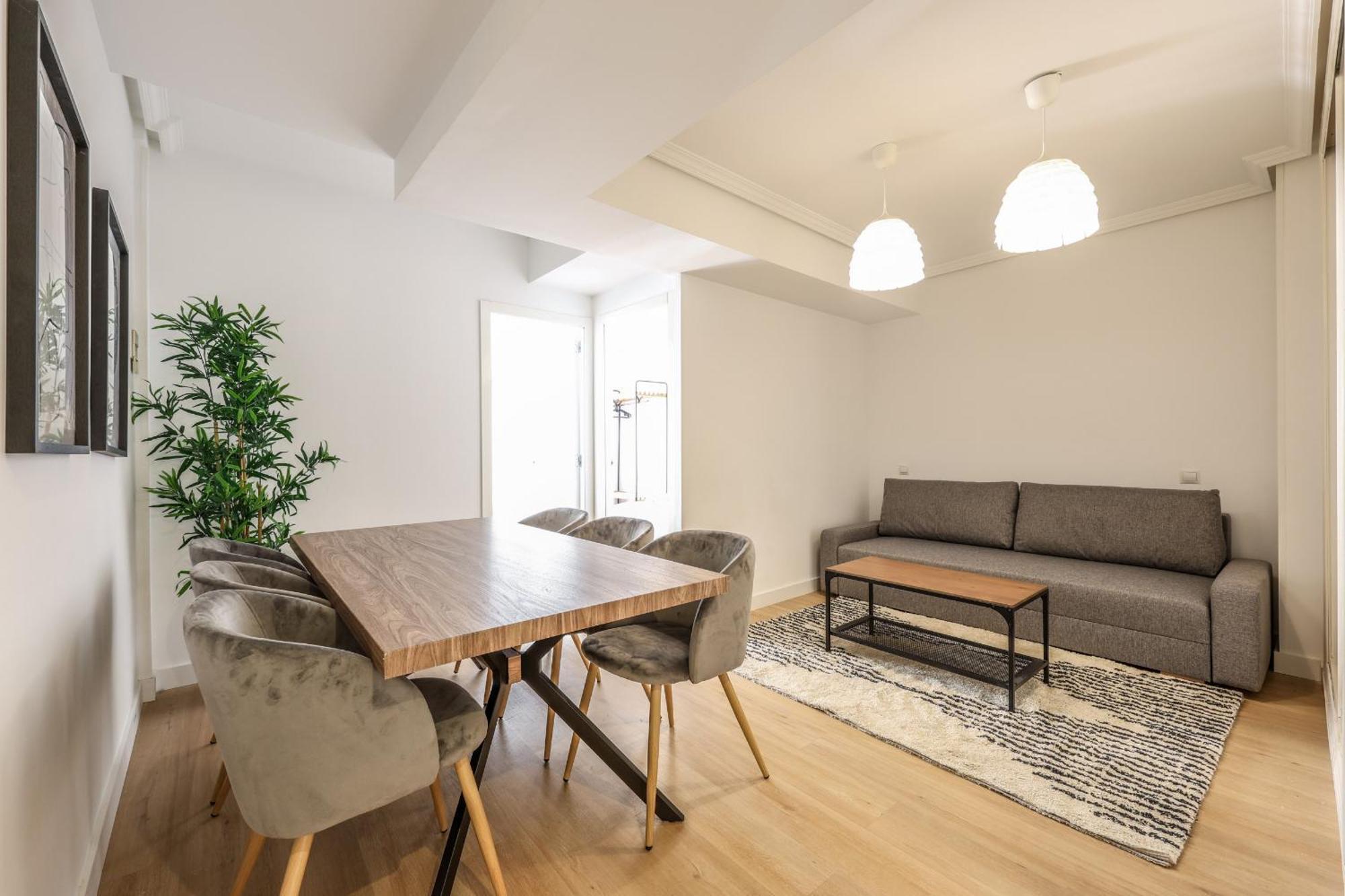 Apartamentos Reformados En Tirso De Molina Act Madrid Exterior foto